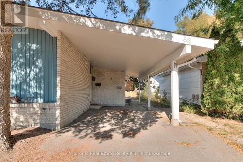 62 Greendale Crescent, Kitchener, ON - Outdoor With Exterior