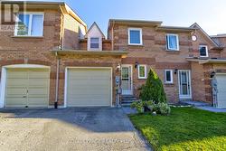 767 PLAYTER CRESCENT  Newmarket, ON L3X 1W7
