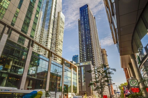 Street - 3007-1188 Rue St-Antoine O., Montréal (Ville-Marie), QC - Outdoor With Facade
