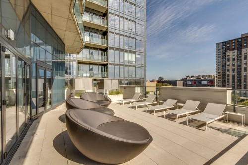 Spa - 3007-1188 Rue St-Antoine O., Montréal (Ville-Marie), QC - Outdoor