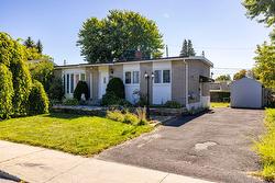 5075 Rue Gilbert  Longueuil (Saint-Hubert), QC J3Y 2K8