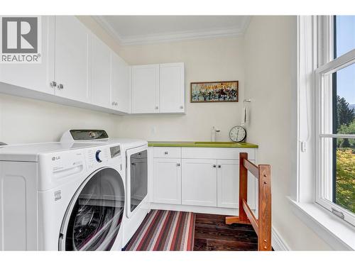 4217 Williams Avenue, Summerland, BC - Indoor Photo Showing Laundry Room