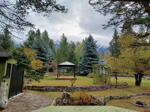 4905 Meadows Crescent, Fairmont Hot Springs, BC - Outdoor
