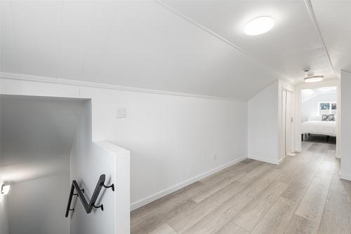 1504 Hillside Street, Creston, BC - Indoor Photo Showing Other Room