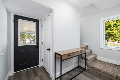 1504 Hillside Street, Creston, BC - Indoor Photo Showing Other Room