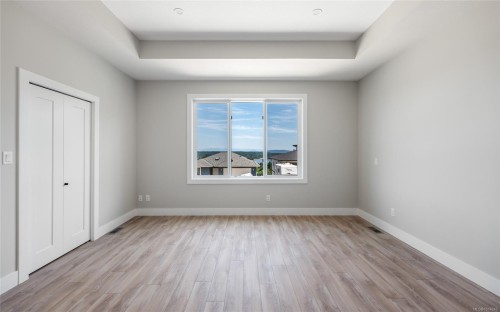 427 Colonia Dr South, Ladysmith, BC 