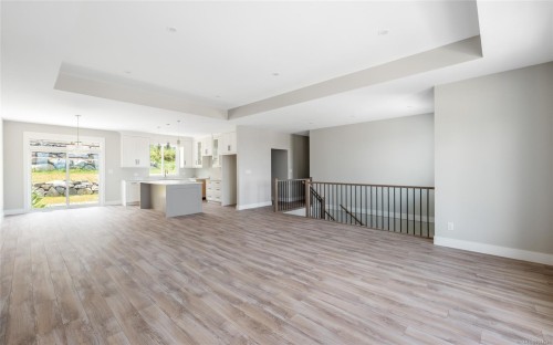 427 Colonia Dr South, Ladysmith, BC 