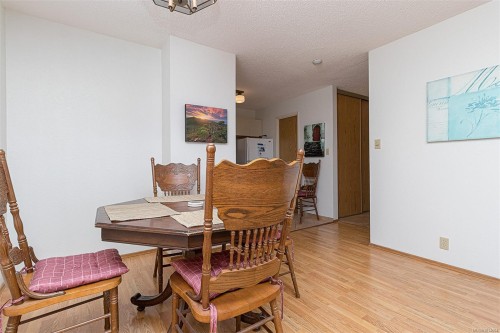 809-1630 Quadra St, Victoria, BC - Indoor Photo Showing Other Room