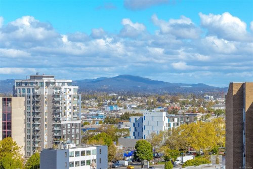 809-1630 Quadra St, Victoria, BC - Outdoor With View