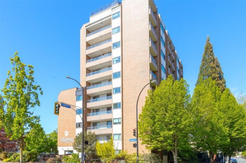 809-1630 Quadra St, Victoria, BC - Outdoor With Balcony