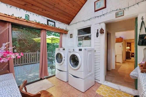 1185 5Th St, Courtenay, BC 