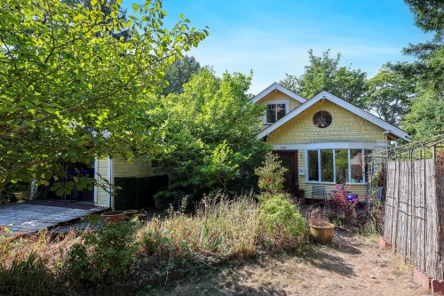 1185 5Th St, Courtenay, BC 