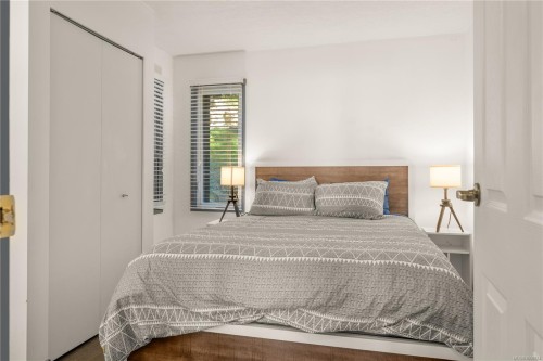 5030 Lost Lake Rd, Nanaimo, BC 