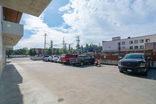 208-15 Canada Ave, Duncan, BC - Outdoor