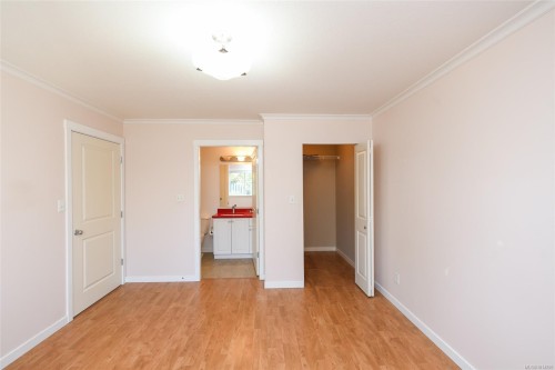 2-1050 8Th St, Courtenay, BC 