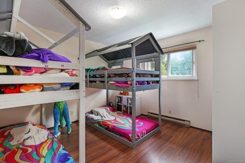 1170 14Th St, Courtenay, BC - Indoor Photo Showing Bedroom