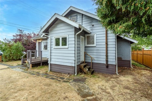 378 Harmston Ave, Courtenay, BC 