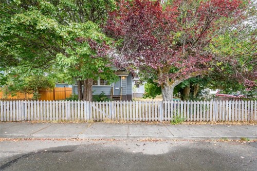 378 Harmston Ave, Courtenay, BC 