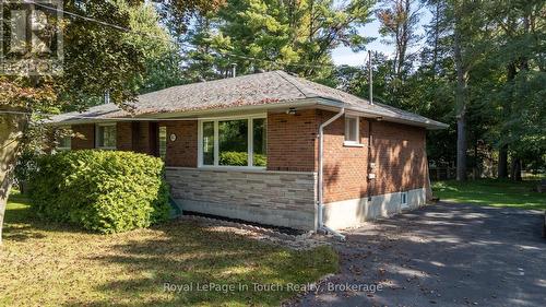 3957 HORSESHOE VALLEY ROAD W  Springwater (Anten Mills), ON L9X 1E9