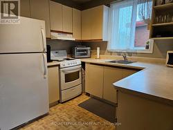 Kitchen with all appliances included - 