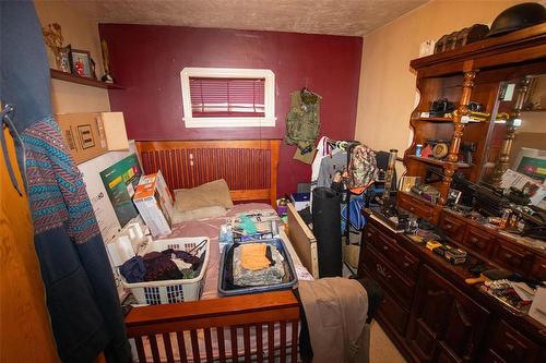 566 Windsor Avenue, Winnipeg, MB - Indoor Photo Showing Other Room