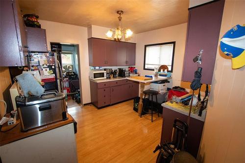 566 Windsor Avenue, Winnipeg, MB - Indoor