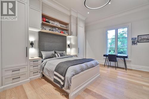 16 Eversley Hall, King, ON - Indoor Photo Showing Bedroom