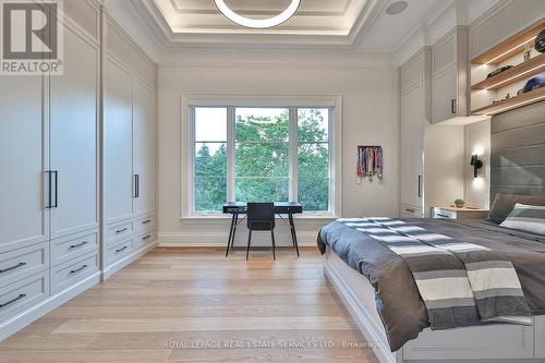 16 Eversley Hall, King, ON - Indoor Photo Showing Bedroom