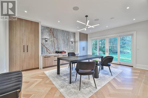 16 Eversley Hall, King, ON - Indoor Photo Showing Dining Room