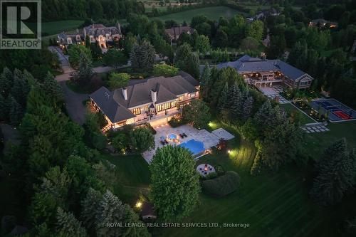 16 Eversley Hall, King, ON -  With View