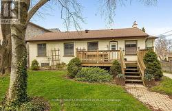 155 YORK MILLS ROAD  Toronto, ON M2L 1K6