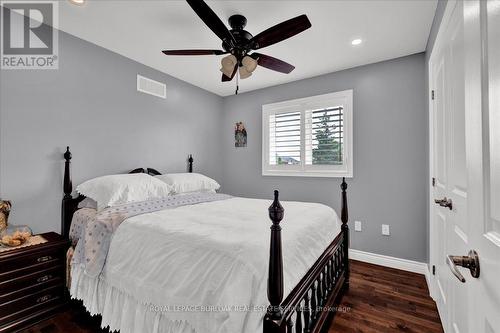 89 Eleanor Avenue, Hamilton, ON - Indoor Photo Showing Bedroom