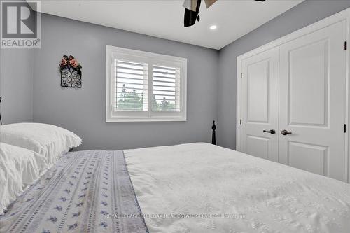 89 Eleanor Avenue, Hamilton, ON - Indoor Photo Showing Bedroom