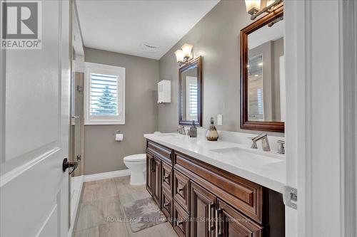 89 Eleanor Avenue, Hamilton, ON - Indoor Photo Showing Bathroom