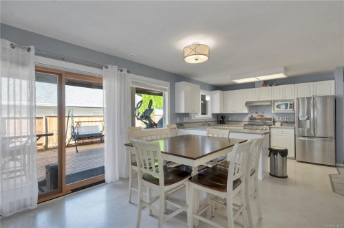 919 Hemlock St, Campbell River, BC 