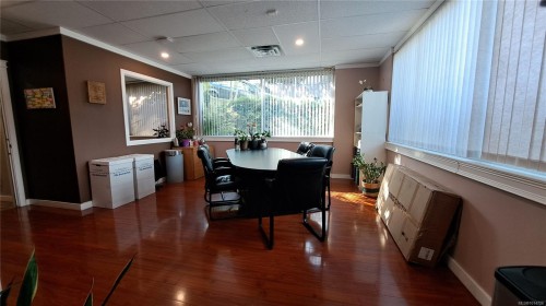 101-1625 Oak Bay Ave, Victoria, BC 