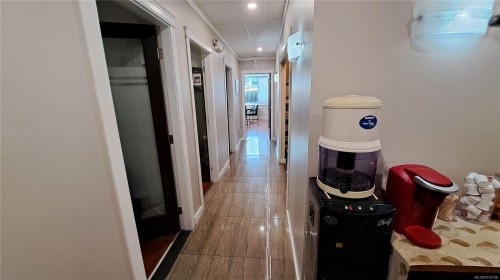 101-1625 Oak Bay Ave, Victoria, BC 