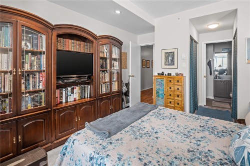 501-1020 View St, Victoria, BC - Indoor Photo Showing Bedroom