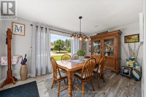 33 Graham Drive, Kawartha Lakes (Verulam), ON - Indoor Photo Showing Dining Room