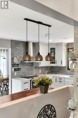 33 Graham Drive, Kawartha Lakes (Verulam), ON - Indoor