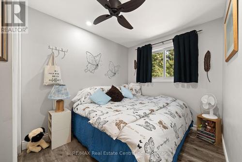 33 Graham Drive, Kawartha Lakes (Verulam), ON - Indoor Photo Showing Bedroom