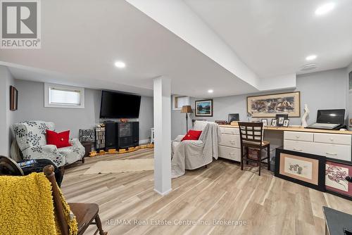 33 Graham Drive, Kawartha Lakes (Verulam), ON - Indoor Photo Showing Other Room