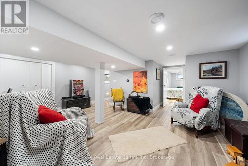 33 Graham Drive, Kawartha Lakes (Verulam), ON - Indoor