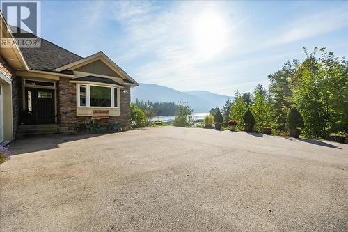 48-7126 Highway 3A Highway, Nelson, BC - Outdoor