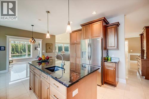 48-7126 Highway 3A Highway, Nelson, BC - Indoor Photo Showing Kitchen With Upgraded Kitchen
