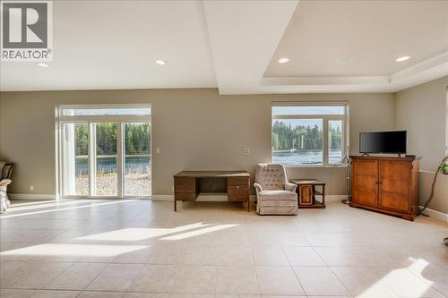 48-7126 Highway 3A Highway, Nelson, BC - Indoor