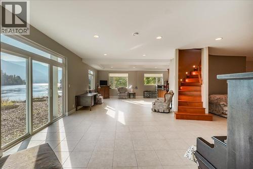 48-7126 Highway 3A Highway, Nelson, BC - Indoor