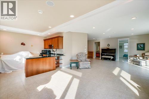 48-7126 Highway 3A Highway, Nelson, BC - Indoor