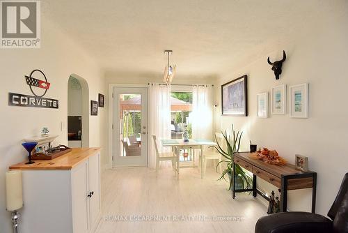 26 Heywood Avenue, St. Catharines, ON - Indoor