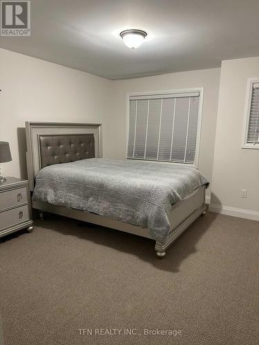 39 Oliana Way, Brampton, ON - Indoor Photo Showing Bedroom